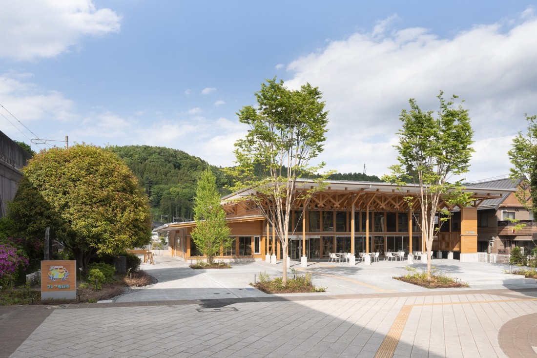 武蔵五日市駅前拠点施設（フレア五日市）